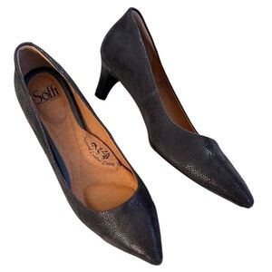 EUC Sofft Leather Heels Dark Navy Size 10